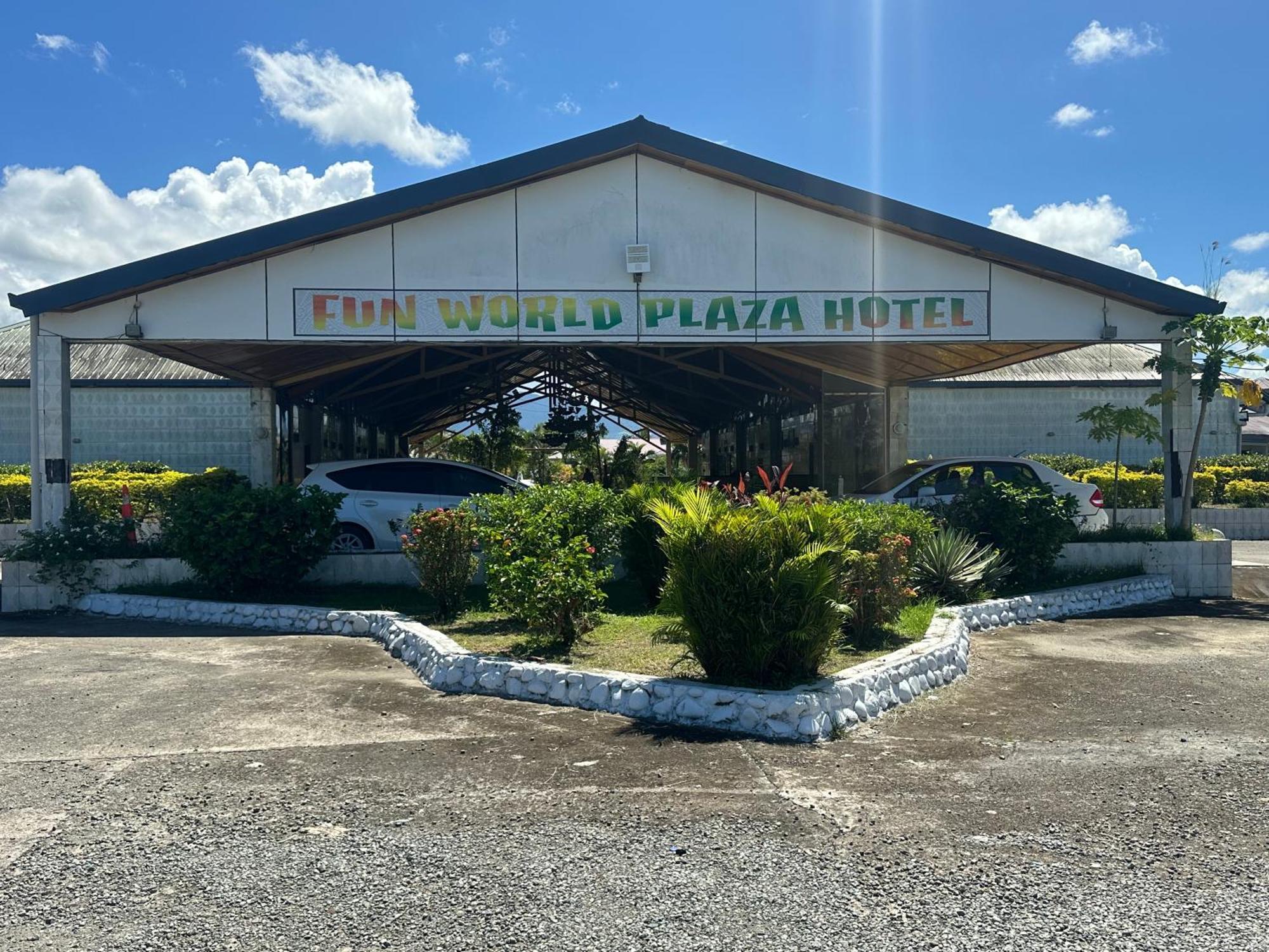 Funworld Plaza Hotel Nadi Exterior photo